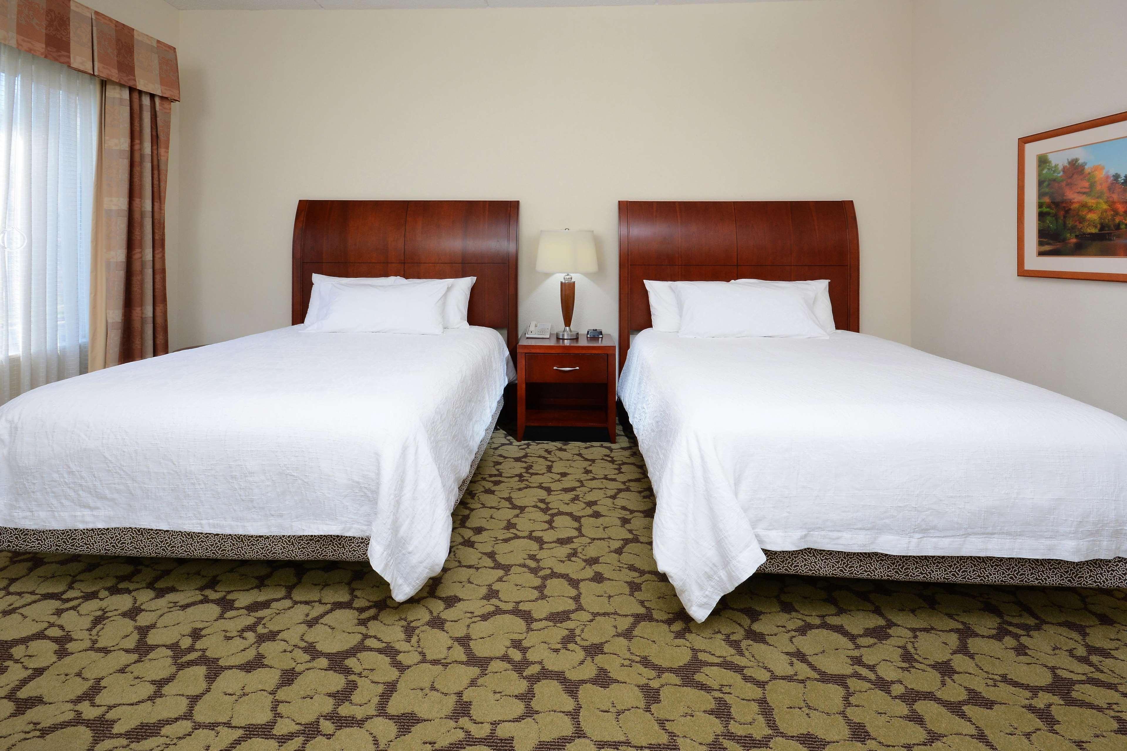 Hilton Garden Inn Greensboro Exterior photo