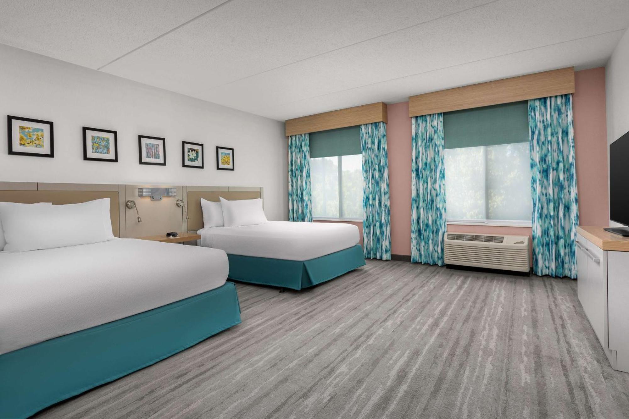 Hilton Garden Inn Greensboro Exterior photo