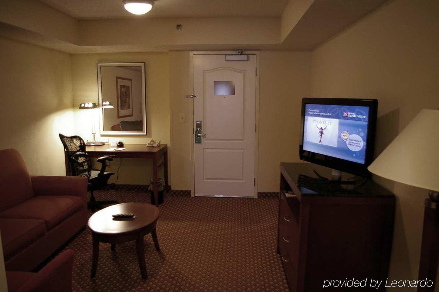 Hilton Garden Inn Greensboro Room photo